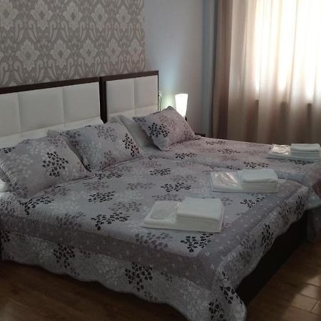 Hotel Stal+ Tbilisi Buitenkant foto