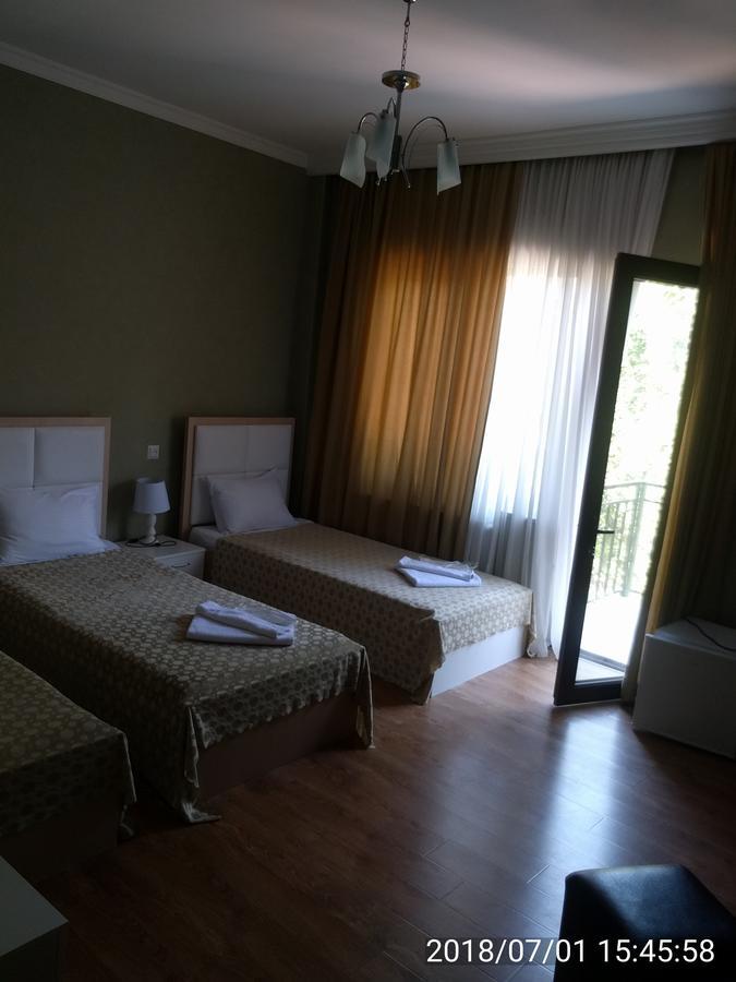 Hotel Stal+ Tbilisi Buitenkant foto